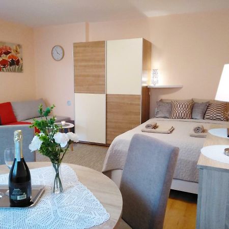 Sunray Studio Apartment Zagreb Ngoại thất bức ảnh
