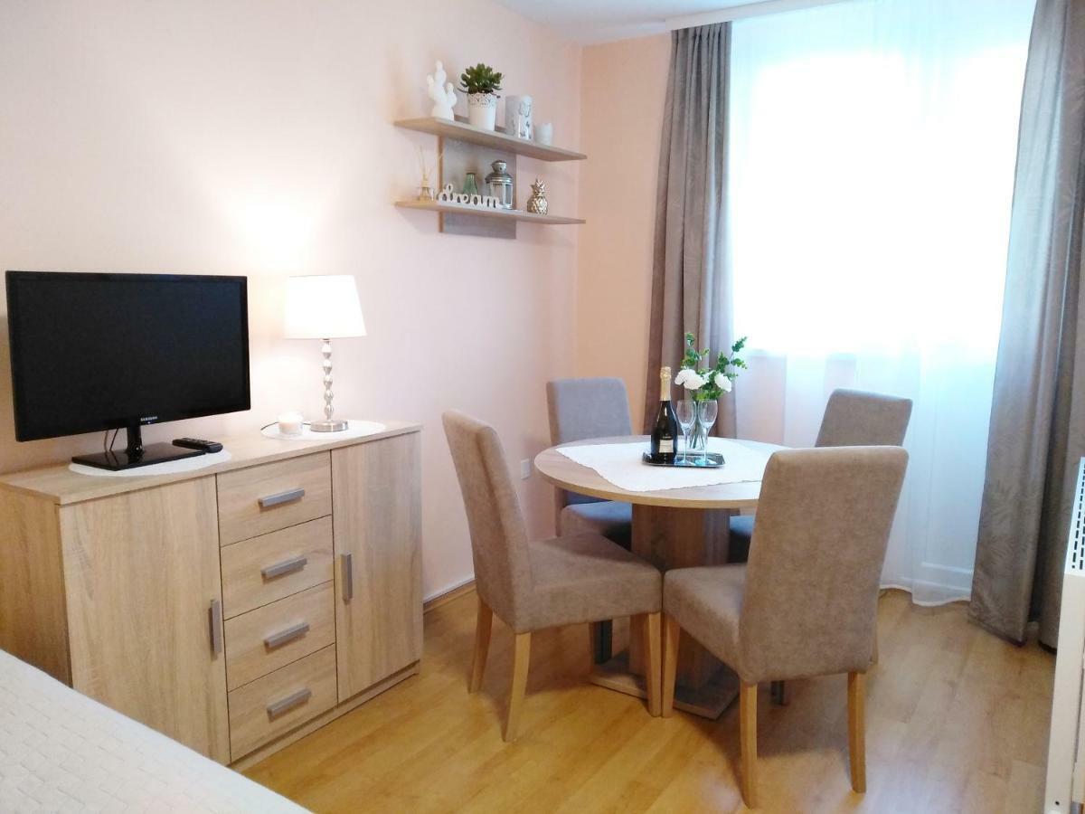 Sunray Studio Apartment Zagreb Ngoại thất bức ảnh